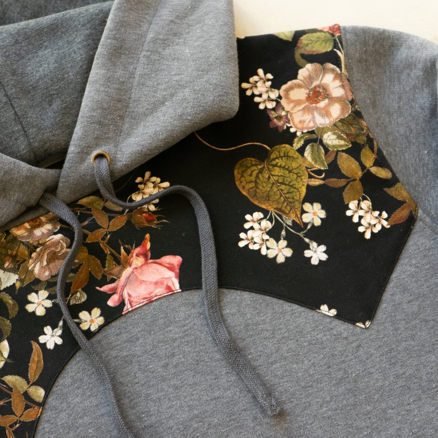 Bandido Flor Hoodie
